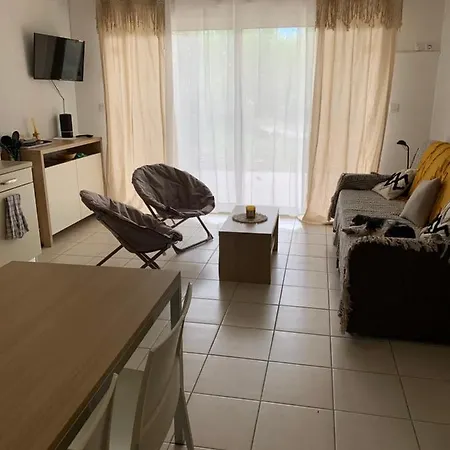 L'entre 2 Eaux Apartamento Azille